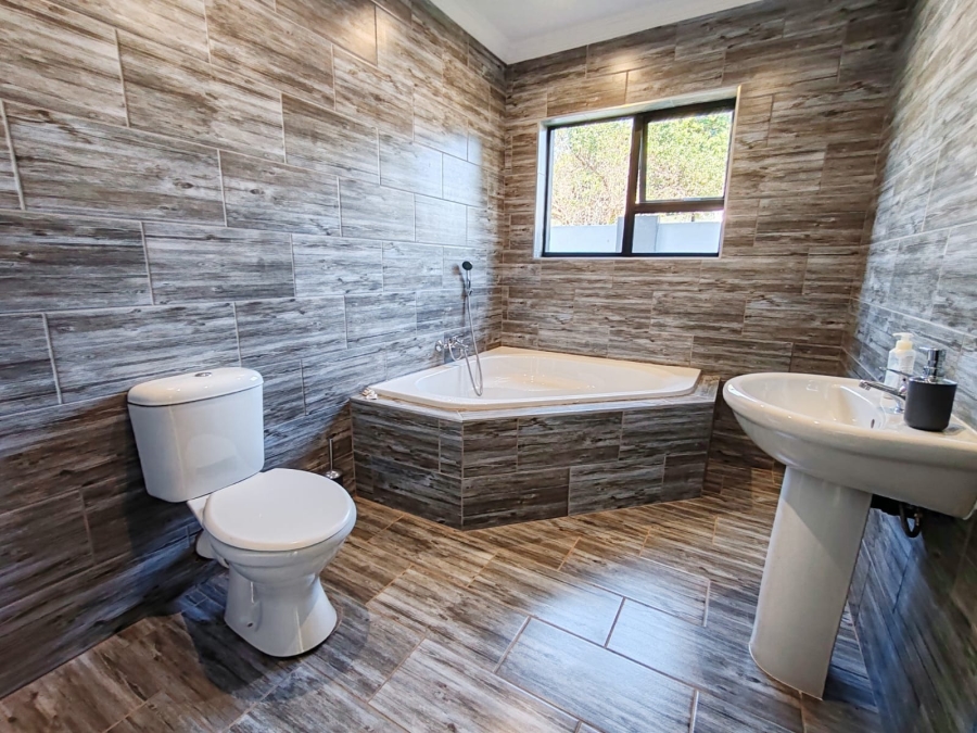 4 Bedroom Property for Sale in Potchefstroom North West